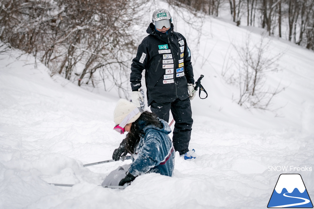 さっぽろばんけい ban.K｜祝・大雪到来！心優しきプロスキーヤー・井山敬介さんが、今シーズンNo.1の『BANKEI POWDER』を滑ります(^^)/